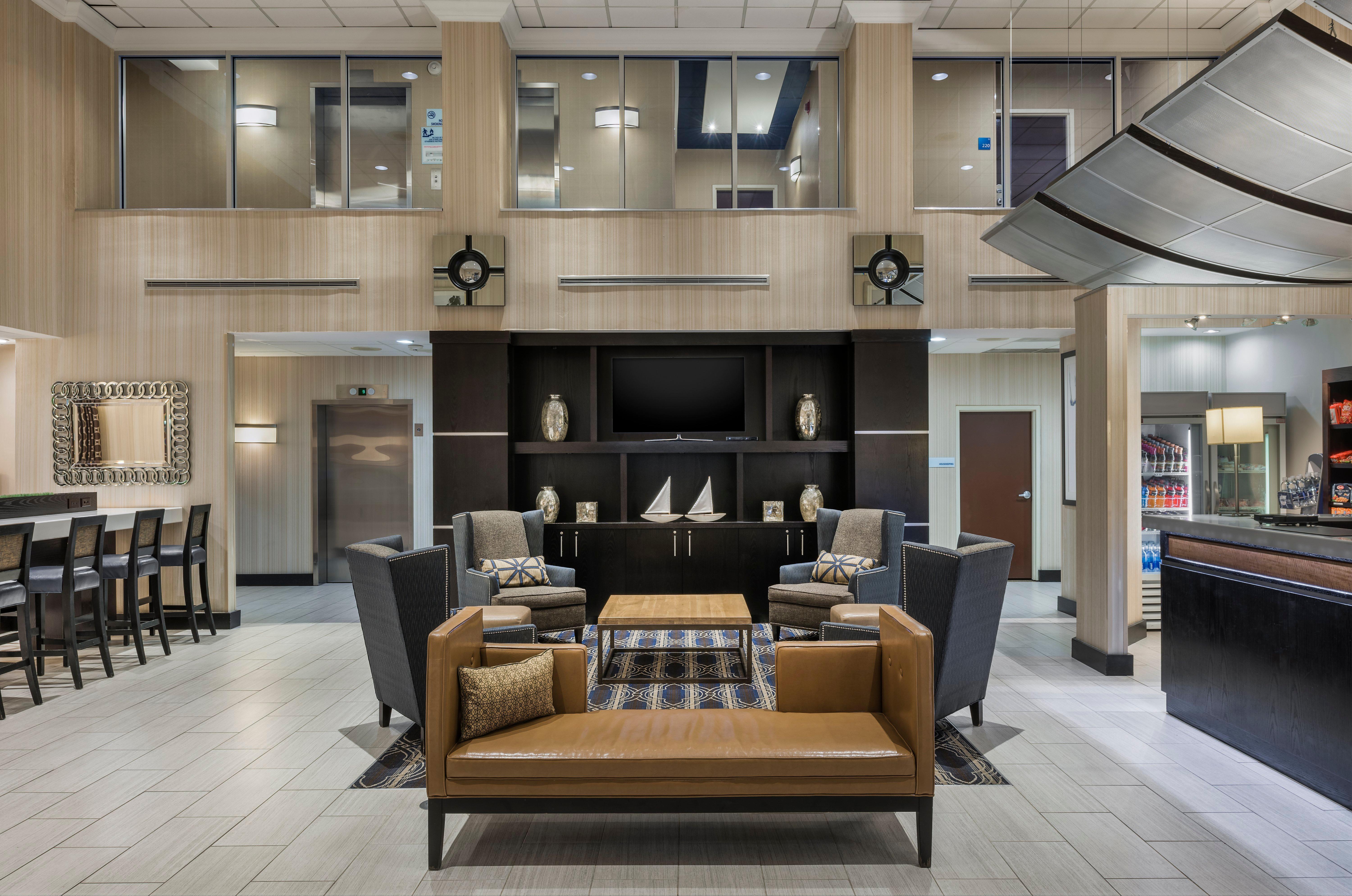 Holiday Inn Express & Suites Laurel Lakes By Ihg Exterior photo