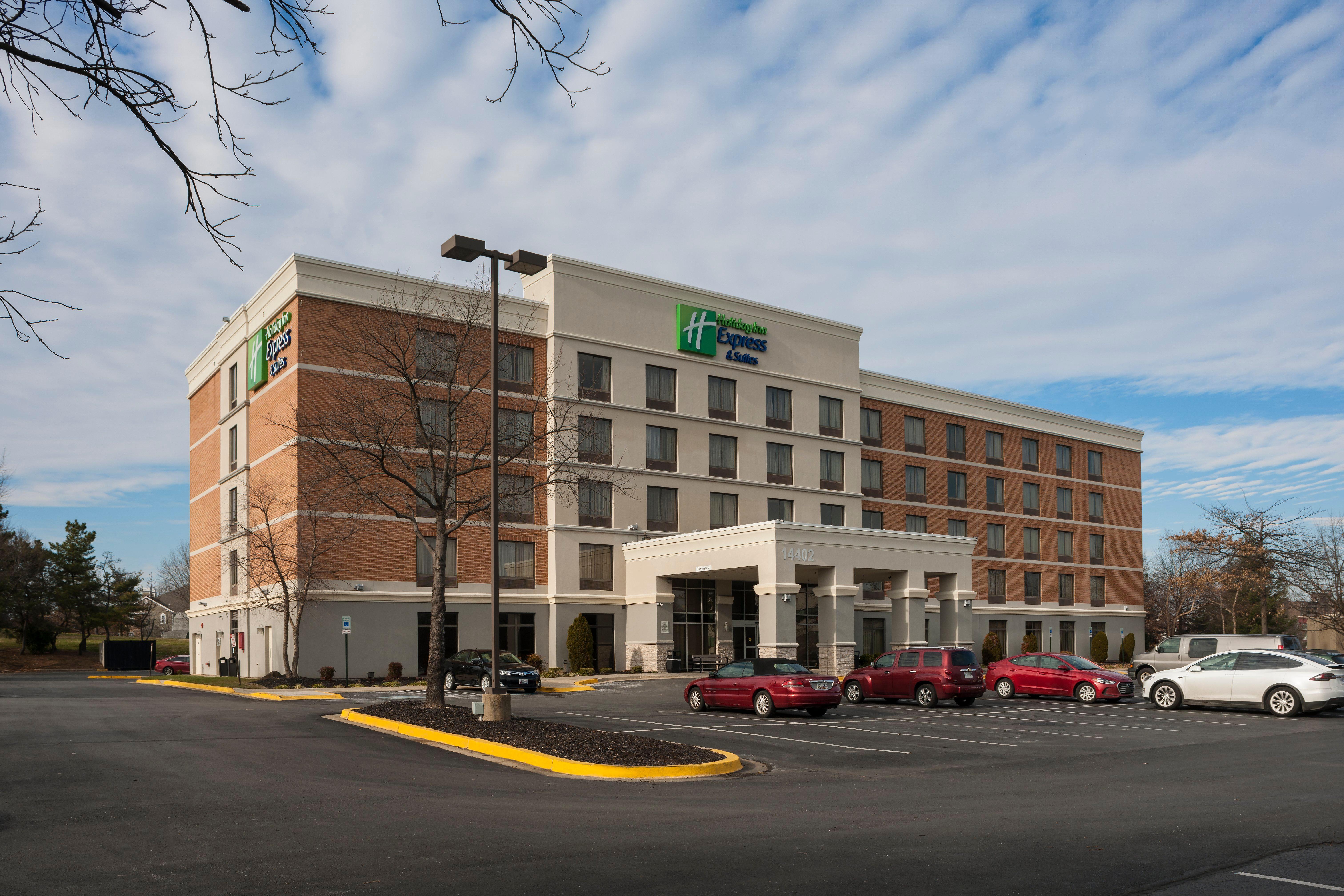 Holiday Inn Express & Suites Laurel Lakes By Ihg Exterior photo